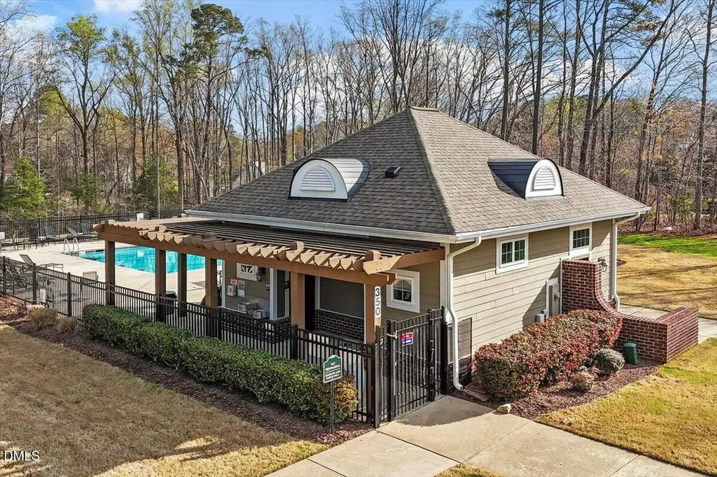108 Horncliffe Way Holly Springs NC 27540