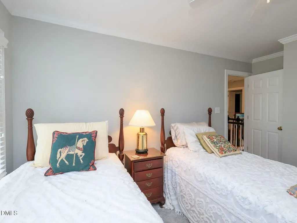 4333 Glen Erin Way Raleigh NC 27613