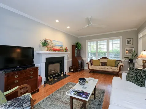4333 Glen Erin Way Raleigh NC 27613