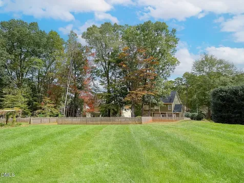 4333 Glen Erin Way Raleigh NC 27613