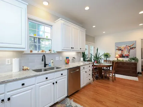 4333 Glen Erin Way Raleigh NC 27613