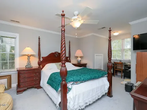 4333 Glen Erin Way Raleigh NC 27613