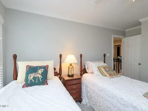 4333 Glen Erin Way Raleigh NC 27613
