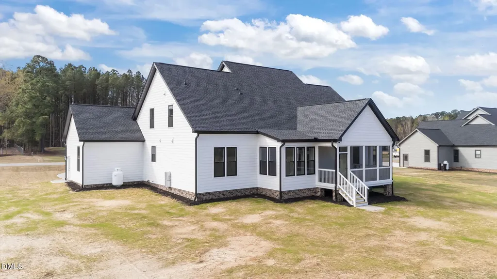 24 Lane Farms Way Holly Springs NC 27540