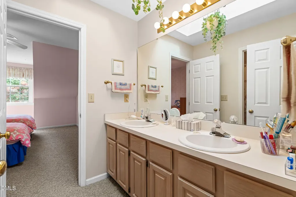 17 Renwick Court Raleigh NC 27615