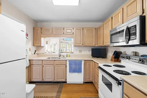 17 Renwick Court Raleigh NC 27615