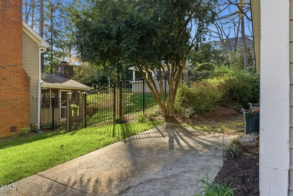 1513 Dellwood Drive Raleigh NC 27607