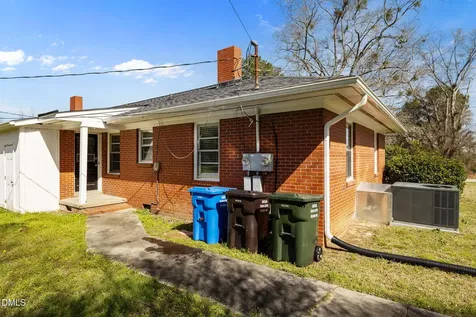1208 S 9th Street Lillington NC 27546