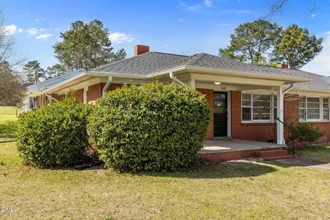 1208 S 9th Street Lillington NC 27546