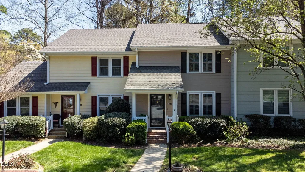 1524 Edgeside Court Raleigh NC 27609