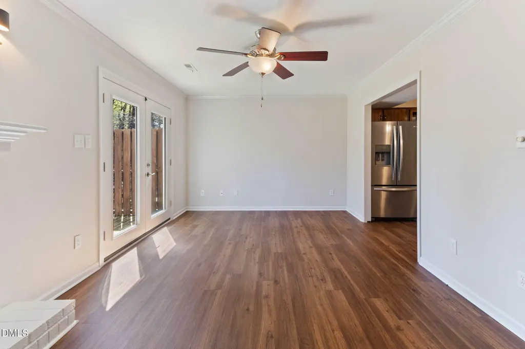 1524 Edgeside Court Raleigh NC 27609
