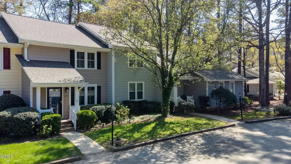 1524 Edgeside Court Raleigh NC 27609