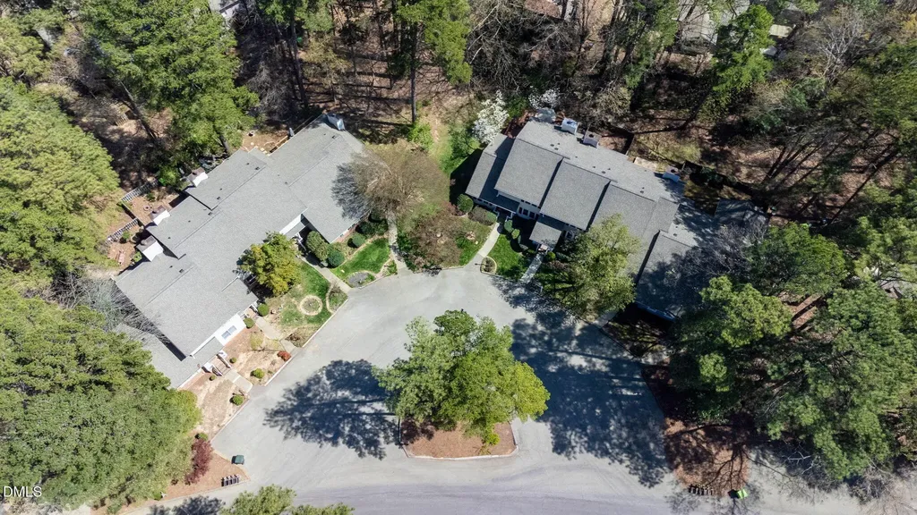 1524 Edgeside Court Raleigh NC 27609