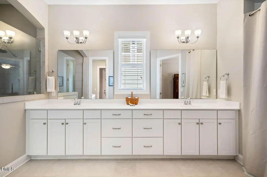 66 Middleton Place Chapel Hill NC 27516