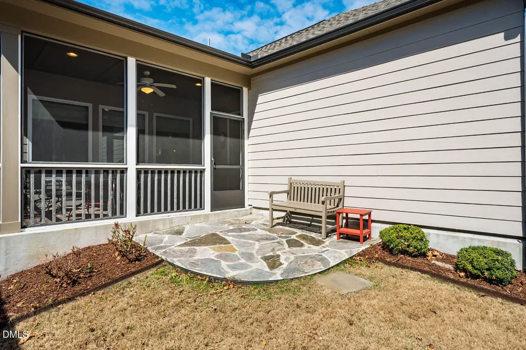 66 Middleton Place Chapel Hill NC 27516