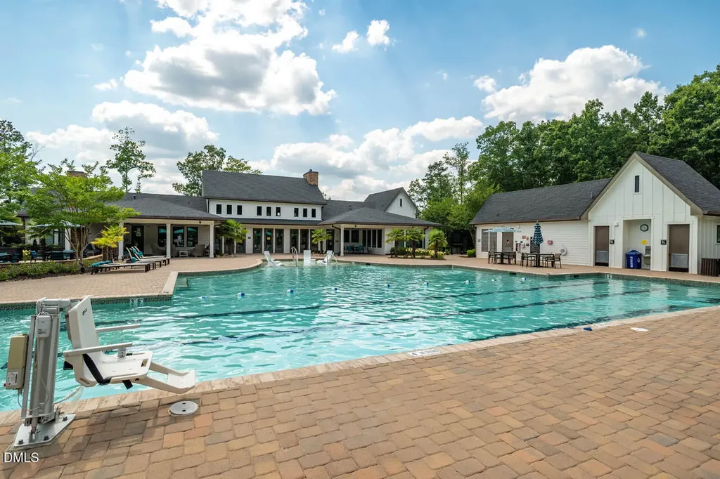 66 Middleton Place Chapel Hill NC 27516