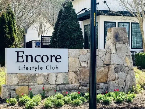 66 Middleton Place Chapel Hill NC 27516