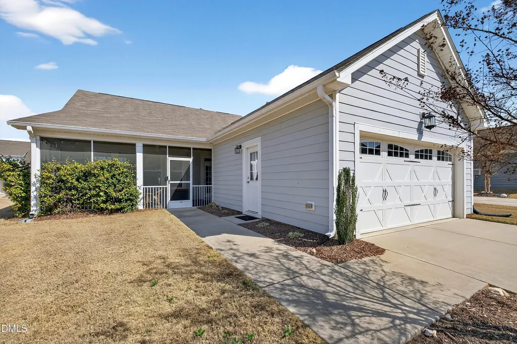 113 Brush Hill Lane Holly Springs NC 27540