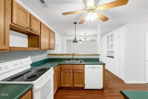 15 N Indiancreek Place Durham NC 27703