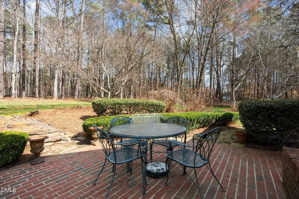 1000 Long Barrow Court Raleigh NC 27614