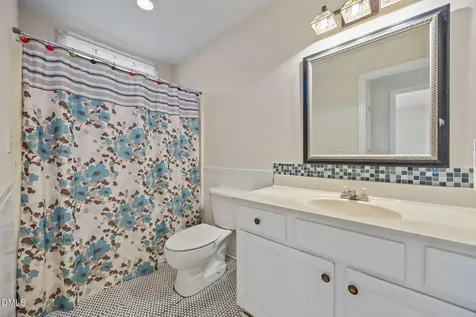 1725 Cobblestone Drive Creedmoor NC 27522