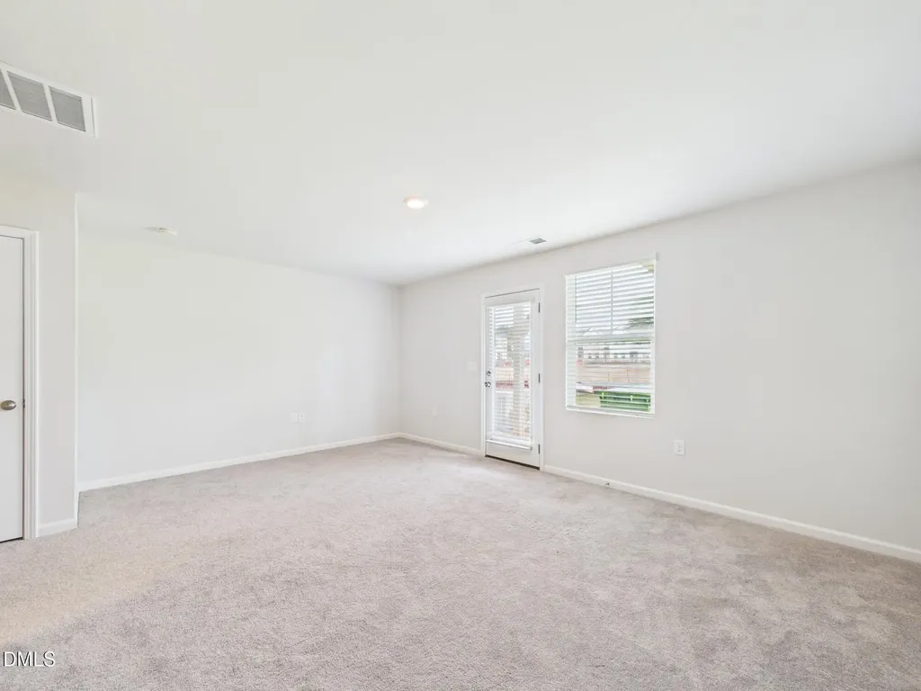 2709 Chert Lane Raleigh NC 27610
