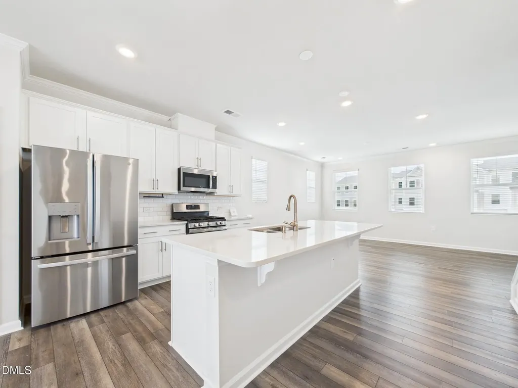 2709 Chert Lane Raleigh NC 27610