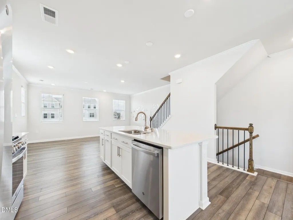 2709 Chert Lane Raleigh NC 27610