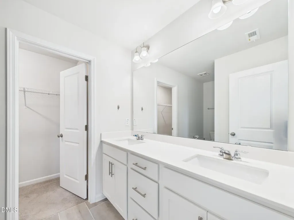 2709 Chert Lane Raleigh NC 27610