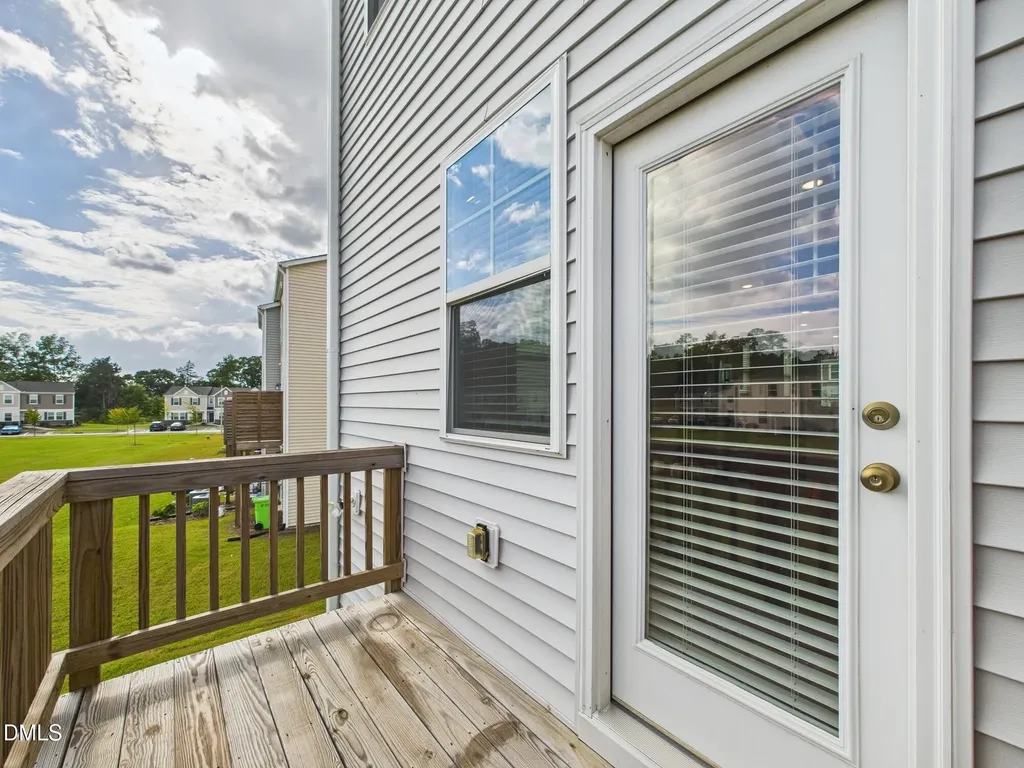 2709 Chert Lane Raleigh NC 27610