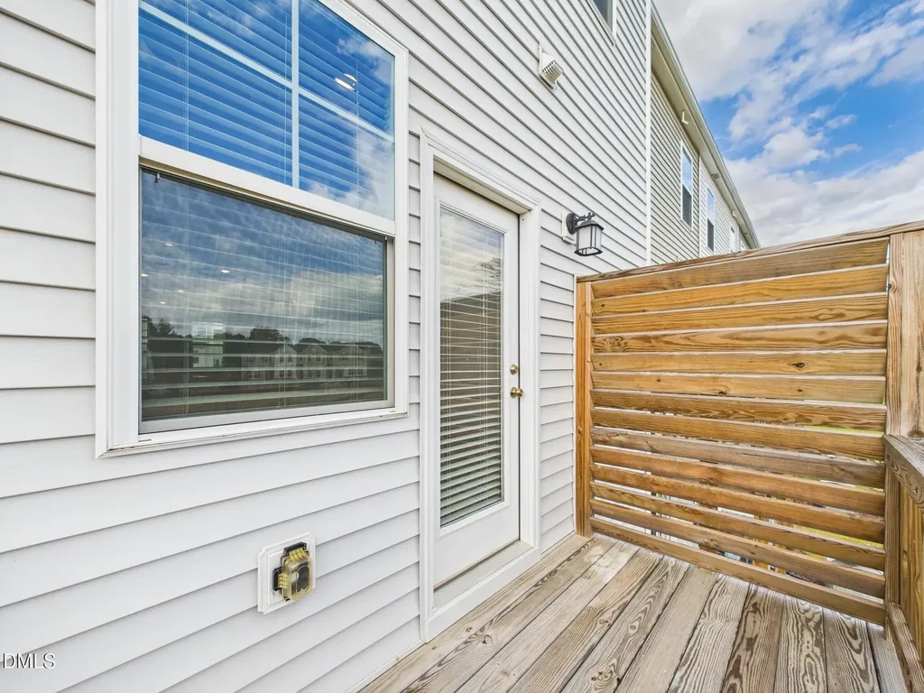 2709 Chert Lane Raleigh NC 27610