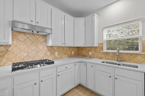 324 Farrow Glen Loop Cary NC 27519