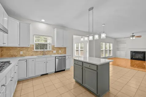 324 Farrow Glen Loop Cary NC 27519