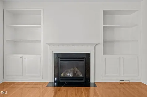 324 Farrow Glen Loop Cary NC 27519