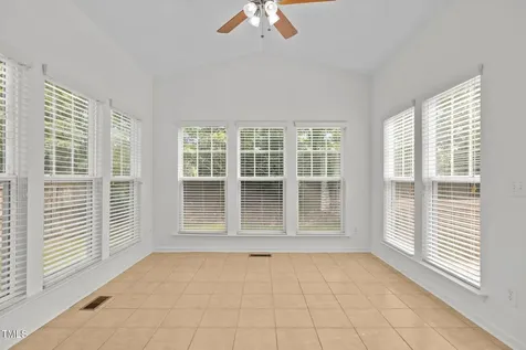 324 Farrow Glen Loop Cary NC 27519