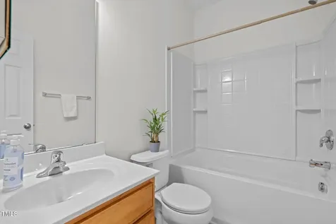 324 Farrow Glen Loop Cary NC 27519