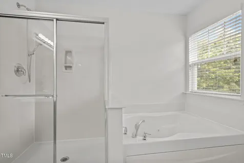 324 Farrow Glen Loop Cary NC 27519