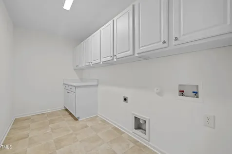 324 Farrow Glen Loop Cary NC 27519