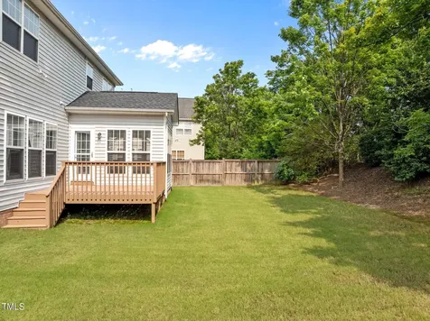 324 Farrow Glen Loop Cary NC 27519