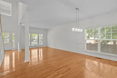 324 Farrow Glen Loop Cary NC 27519
