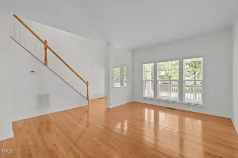 324 Farrow Glen Loop Cary NC 27519