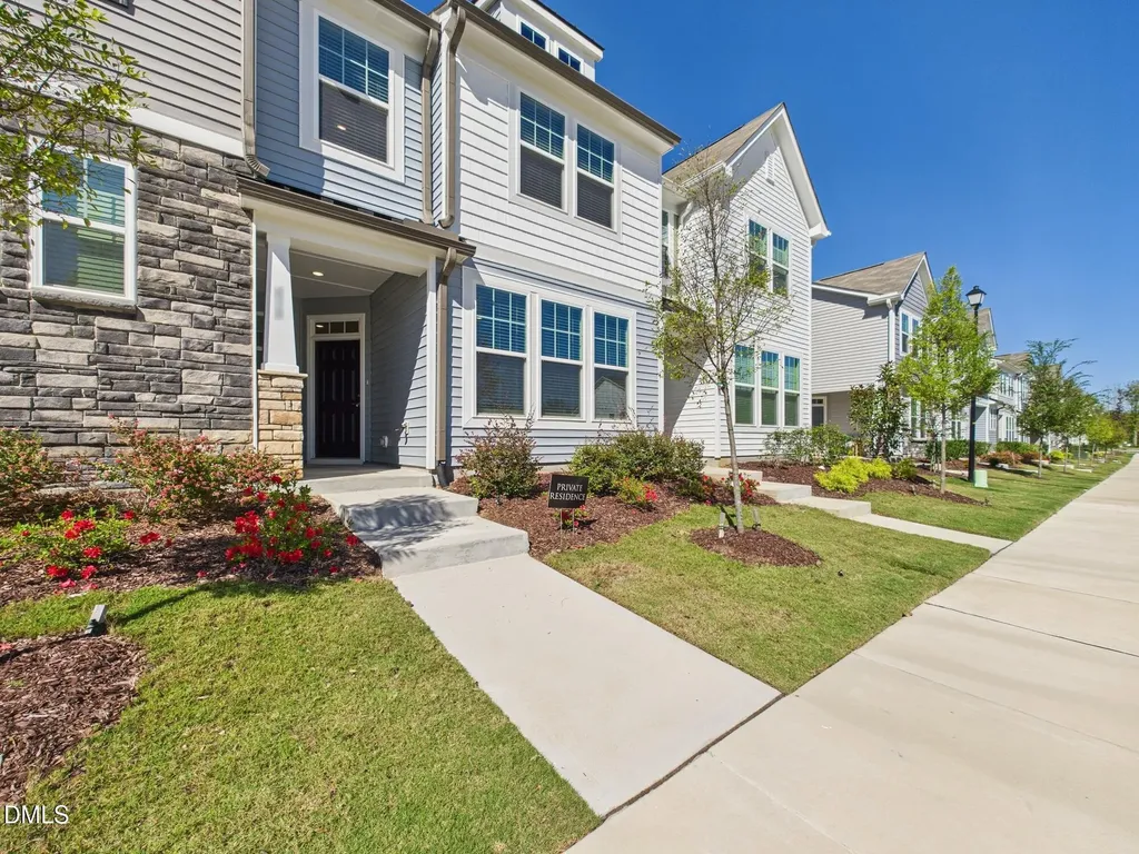 458 Channel Drop Drive Clayton NC 27520