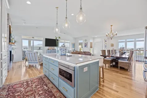 2616 Lennoxville Road Beaufort NC 28516