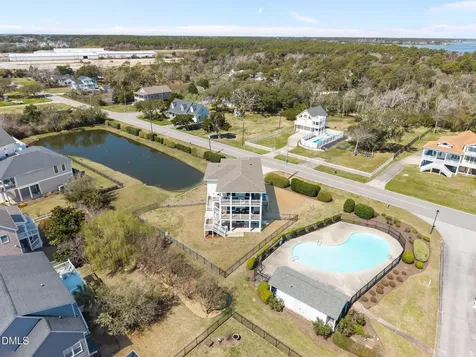 2616 Lennoxville Road Beaufort NC 28516