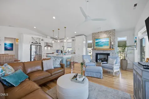 2616 Lennoxville Road Beaufort NC 28516
