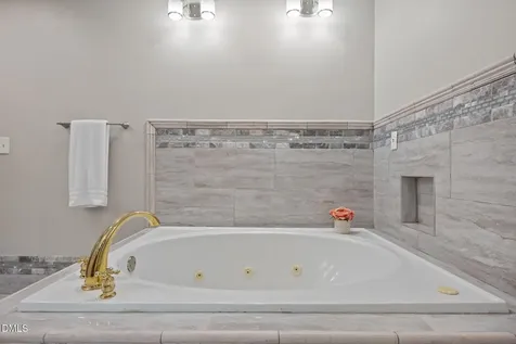 2020 Navan Lane Garner NC 27529