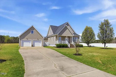 8806 Eatchel Court Sims NC 27880