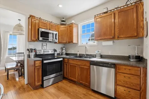 8806 Eatchel Court Sims NC 27880