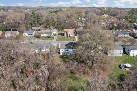 408 W Gilbreath Street Graham NC 27253