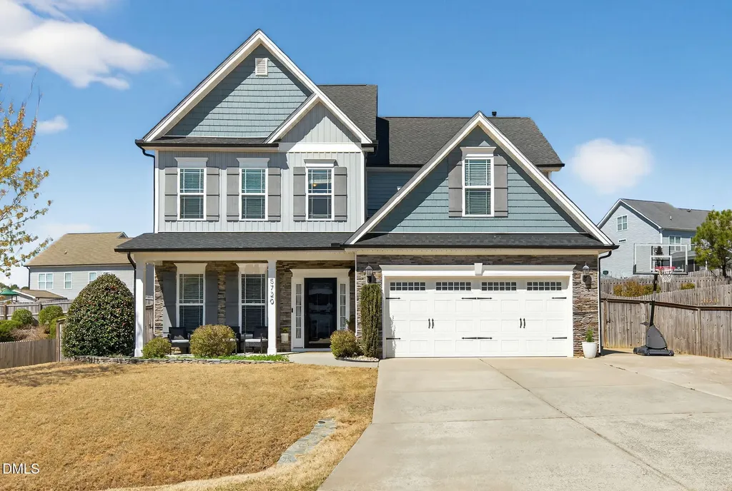 5720 Lumiere Street Holly Springs NC 27540
